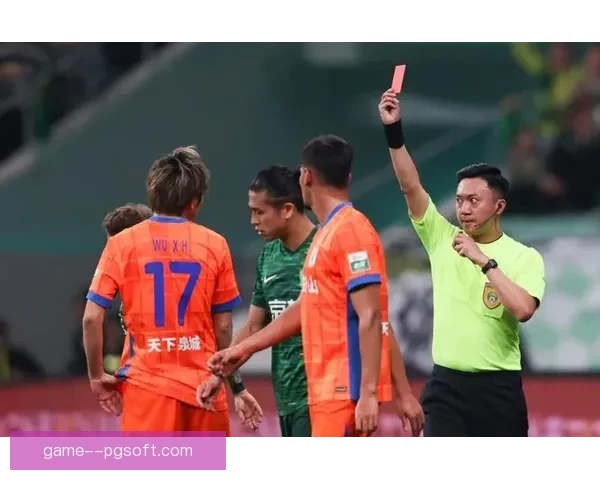 争议判罚左右战局中国男足十八强赛客场憾负卡塔尔出线前景骤然紧张