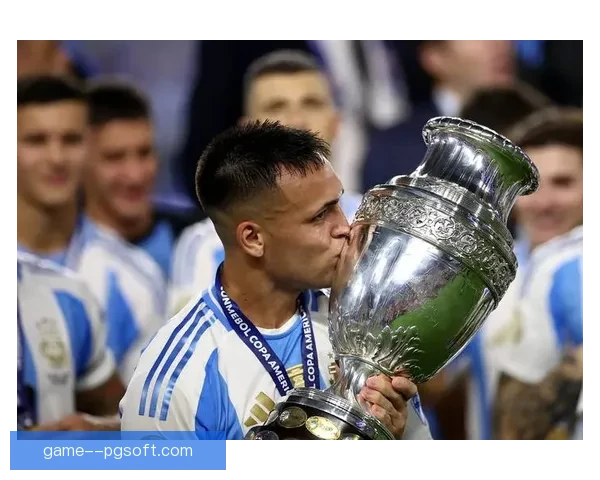 摩纳哥终结巴黎法甲连冠王朝之夜法兰西足坛格局被重新改写再度洗牌