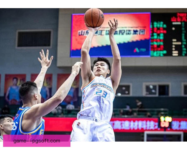 高诗岩CBA成长与师徒情谊 山东高速后卫责任逐步加重